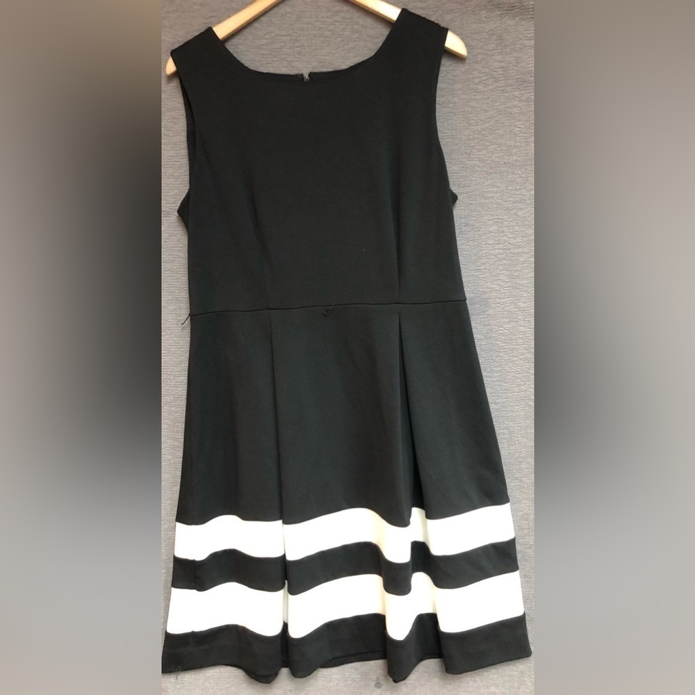 Calvin Klein 14 black sleeveless dress with white stripes on bottom